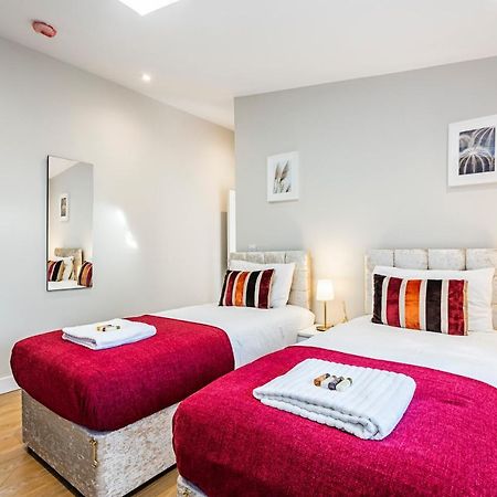 South Woodford 2 Bed En-Suite House لندن المظهر الخارجي الصورة